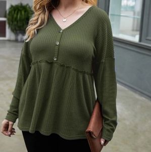 Green peplum top